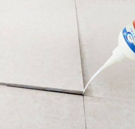 三都瓷砖空鼓维修公司分享卫生间瓷砖脱落的原因可能有以下几点
